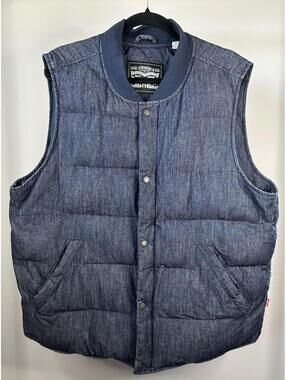 Levi's Men's Sleeveless Puffer Quilted Snap Buttons Zip Vest Men’s Size XL